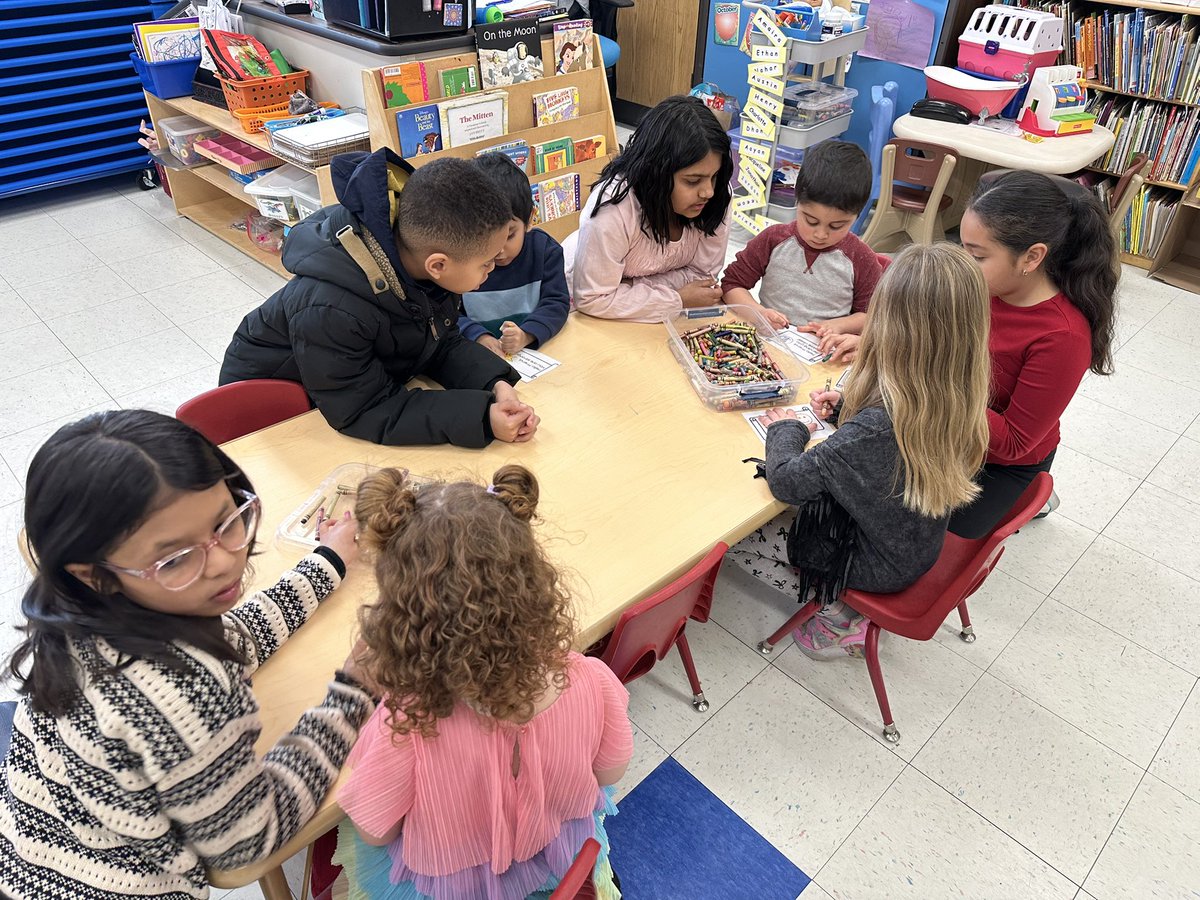 Filling care packages for Elijah’s promise with our preschool buddies!