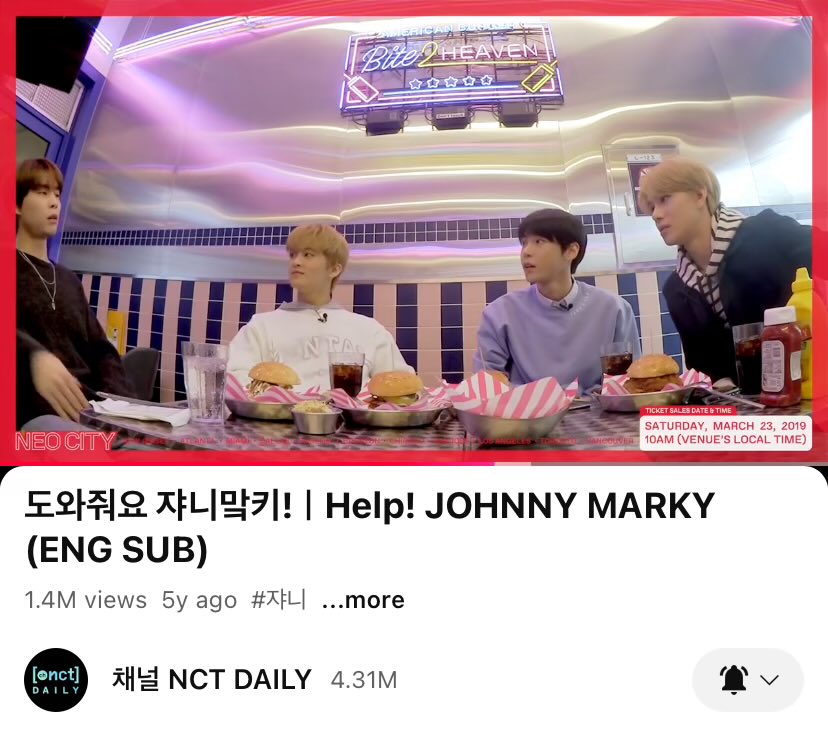 neojungwooz's tweet image. Johnny pointed out it was the four of them doing a content way back and now they’re doing weverse live together and Mark said they’re all grown up 😭😭😭😭