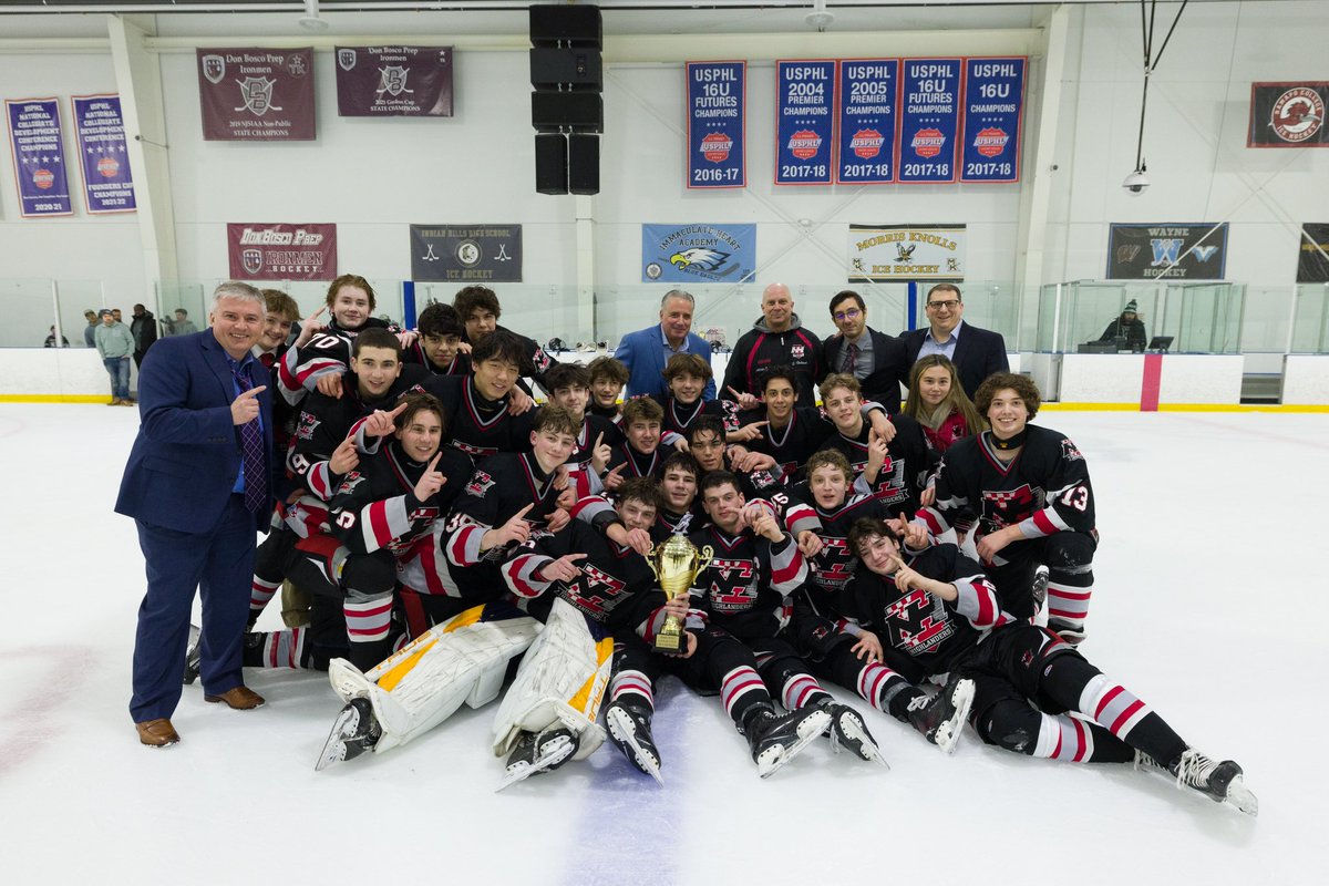 Thank you seniors. What a wild ride. Two state championships, three Big North Gold Cups, four division titles. A combined record of 84-16-4 over their four seasons with arguably the toughest public schedule in the state. You faced the best of NJ, NY, CT, and MA. What.
A. Run.