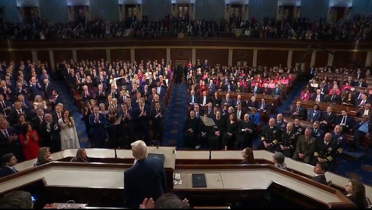 libsoftiktok's tweet image. Democrats refused to stand or clap when Trump announced that the terrorist responsible for killing 13 service members in Afghanistan was arrested and will face justice.

Truly sick despicable people.