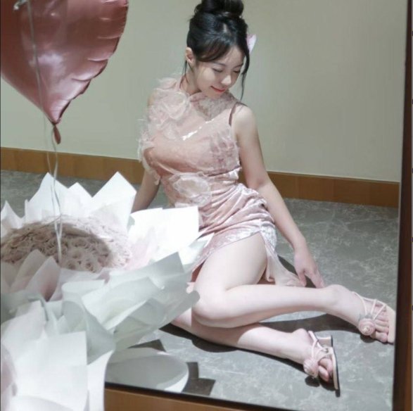 年上の方、手を上げてくれませんか？
連絡します。