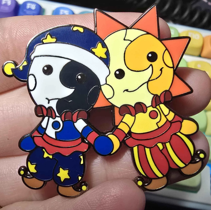 「These two are in my sh0p atm! Less than 」|☀️JankyBones🌙のイラスト