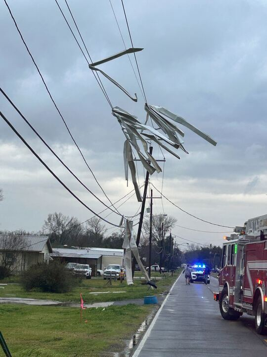 NWSNewOrleans's tweet photo. Possible tornado damage reported in Gramercy. Power outages and some structural damage reported by Gramercy Police Department. #LAwx https://t.co/dmNqwMnGt0