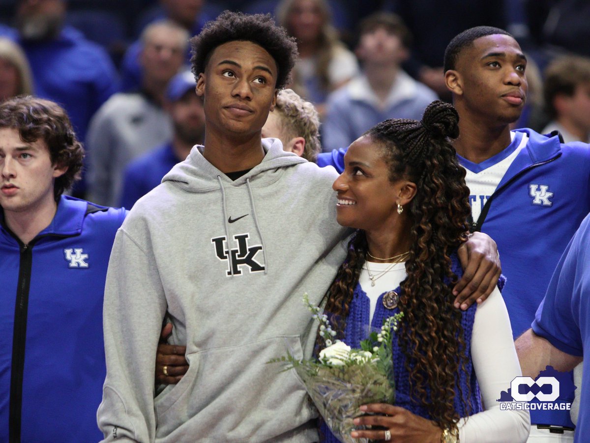 TimSmithCC's tweet image. Thank you to all of our Seniors! #bbn