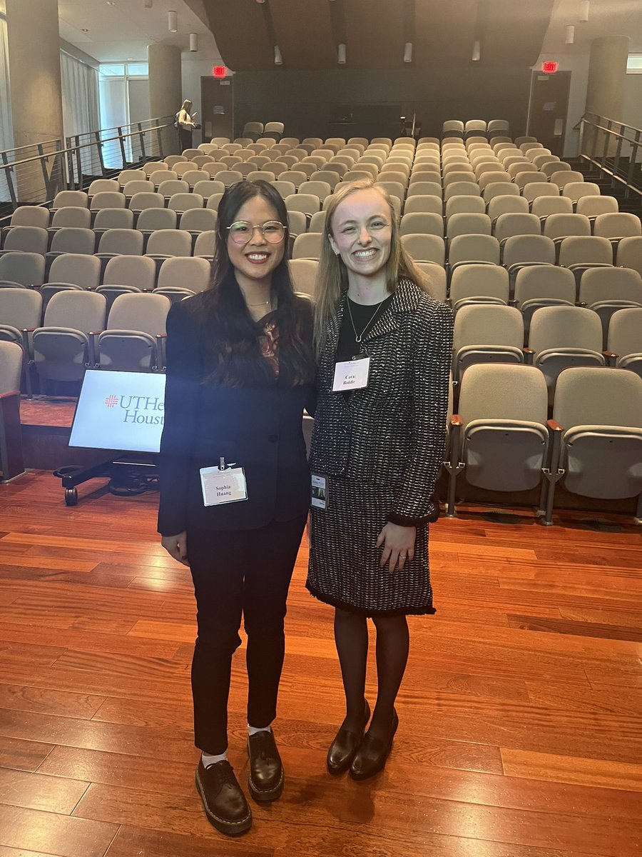 Congrats to MTB stars Sophia Huang and Cara Biddle for winning 1st- and 2nd-place pre-candidacy poster awards at today’s McGovern Medical School Research Retreat! Congratulations to Sarah Shin as well (not pictured) for winning the 1st-place post-candidacy poster award! 👏🎉