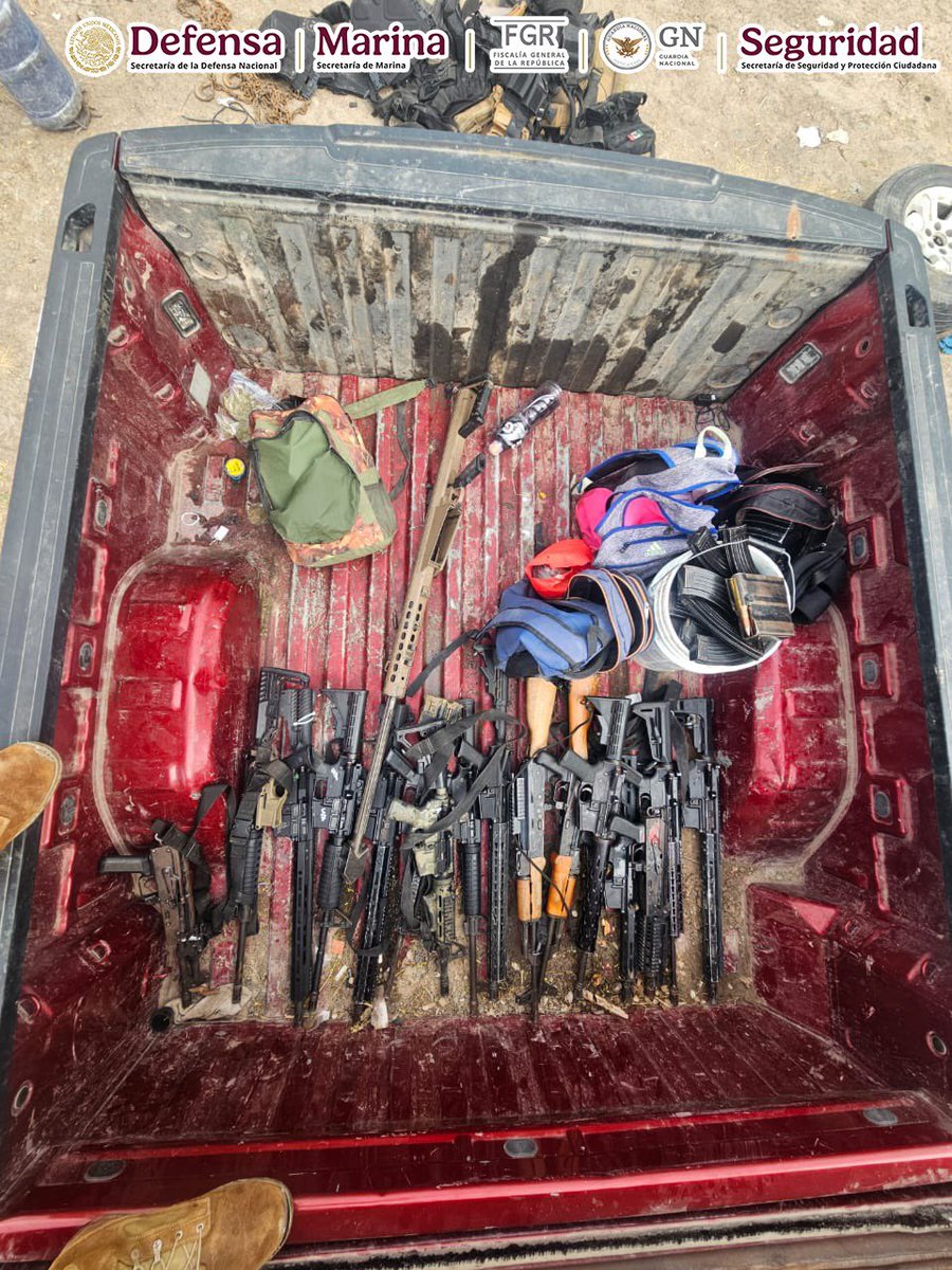 ZePequeo57721's tweet photo. En San Fernando, Tamaulipas, Marinos repelieron un ataque armado, abatieron a un Sicario, hirieron a cuatro y detuvieron a siete gatilleros más. @MennyValdz @AztecaNoticias @FBI @DEAHQ @PoliciaZapopan #matamoros #nuevolaredo #monetrey #tampico #reynosa @All_Source_News https://t.co/9IfHXFEgoJ