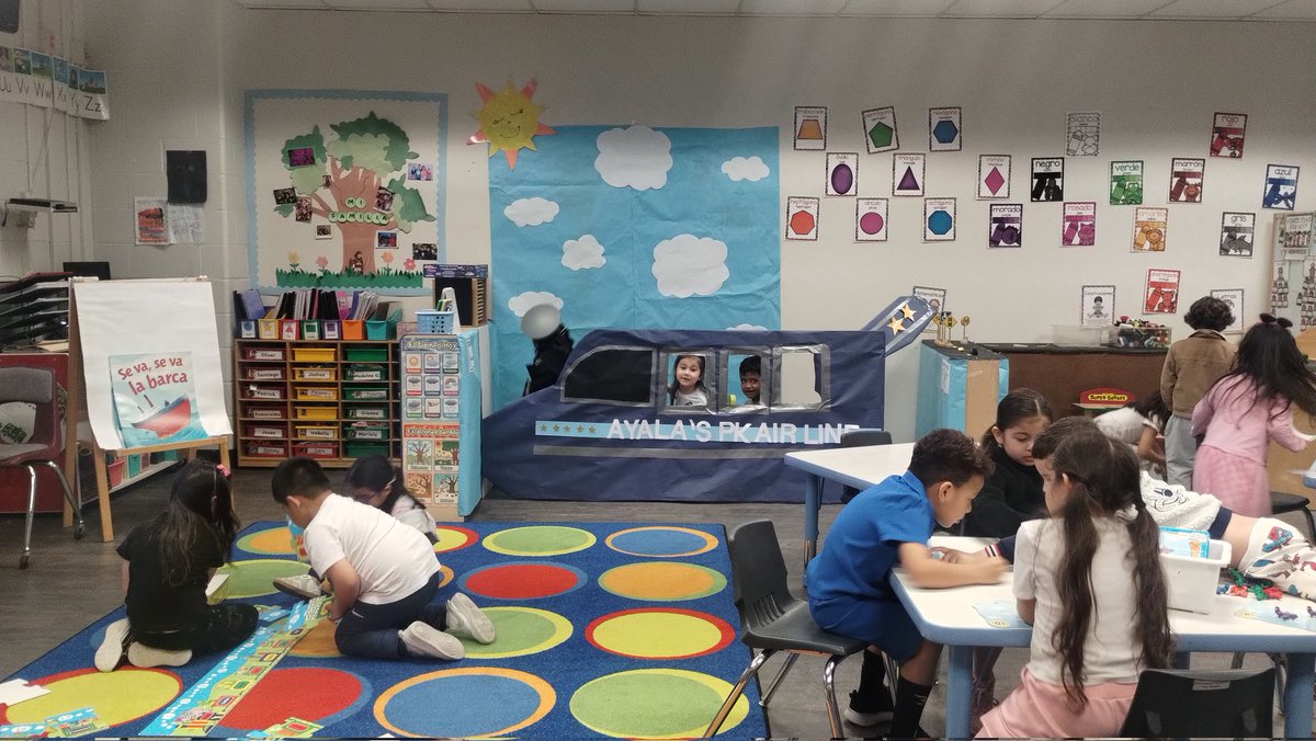 MrsAyala_OFE's tweet photo. The start of a new theme means our room and centers transform. The new theme has been a hit with my Pre-K friends. They have been so engaged, collaborating to solve puzzles, create patterns, count, and help manage an airport. #WatchUsSoar #Prek4Play #ShineOn @HumbleISD_OFE https://t.co/wCT1Q5Ucbh