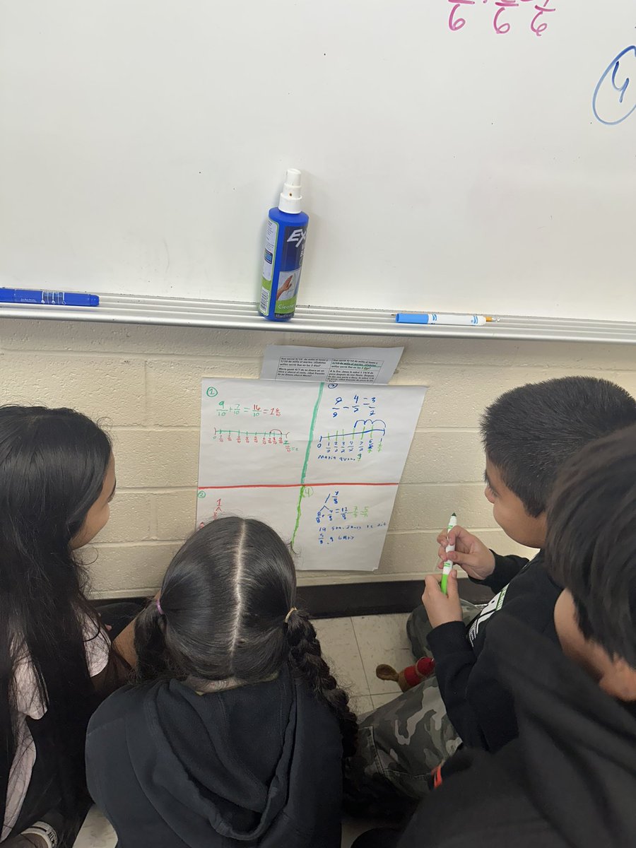 _MsDimass's tweet image. Working together = learning from each other = growth! Learning how to solve
fraction word problems as a team! 🤩🤩 @GoodmanES_AISD