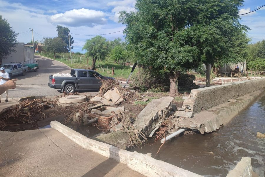📍 Reporte general de la situación en la Provincia tras el temporal

Las localidades de Las Lagunas, Tilisarao, Paso Grande y Potrerillos fueron las más impactadas. Autoridades provinciales desplegaron operativos de emergencia y monitorean la situación en los principales embalses