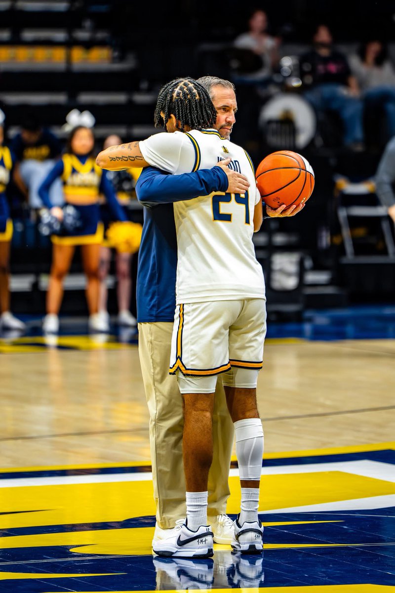 🤞🏾❤️ <a href="/CoachProhm/">Steve Prohm</a>