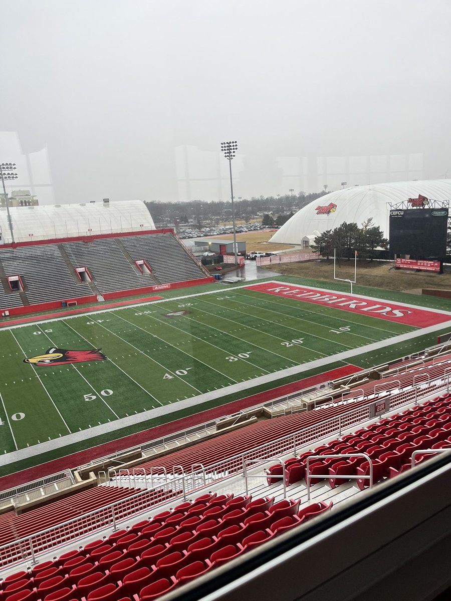Thank you very much <a href="/CoachBenBlack/">Ben Black</a> for the spring practice invite!! <a href="/HLR_FOOTBALL/">Richards Football</a> <a href="/PrepRedzoneIL/">Prep Redzone Illinois</a>