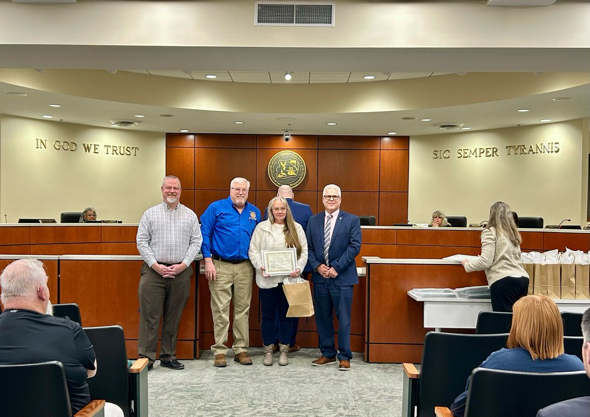 What a great night to celebrate CES Support Staff of the Year, Jackie Snider!  
This honor is well deserved.