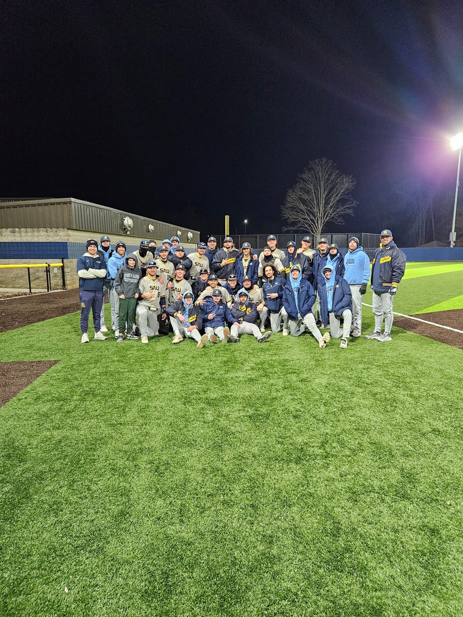 Proud of our dudes. The last couple days have been hard fought. Won our first conference set of the season on Monday and then finished off a mid-week series sweep today in the cold rain. 
Say cheese 📸 
Go Cougars!
