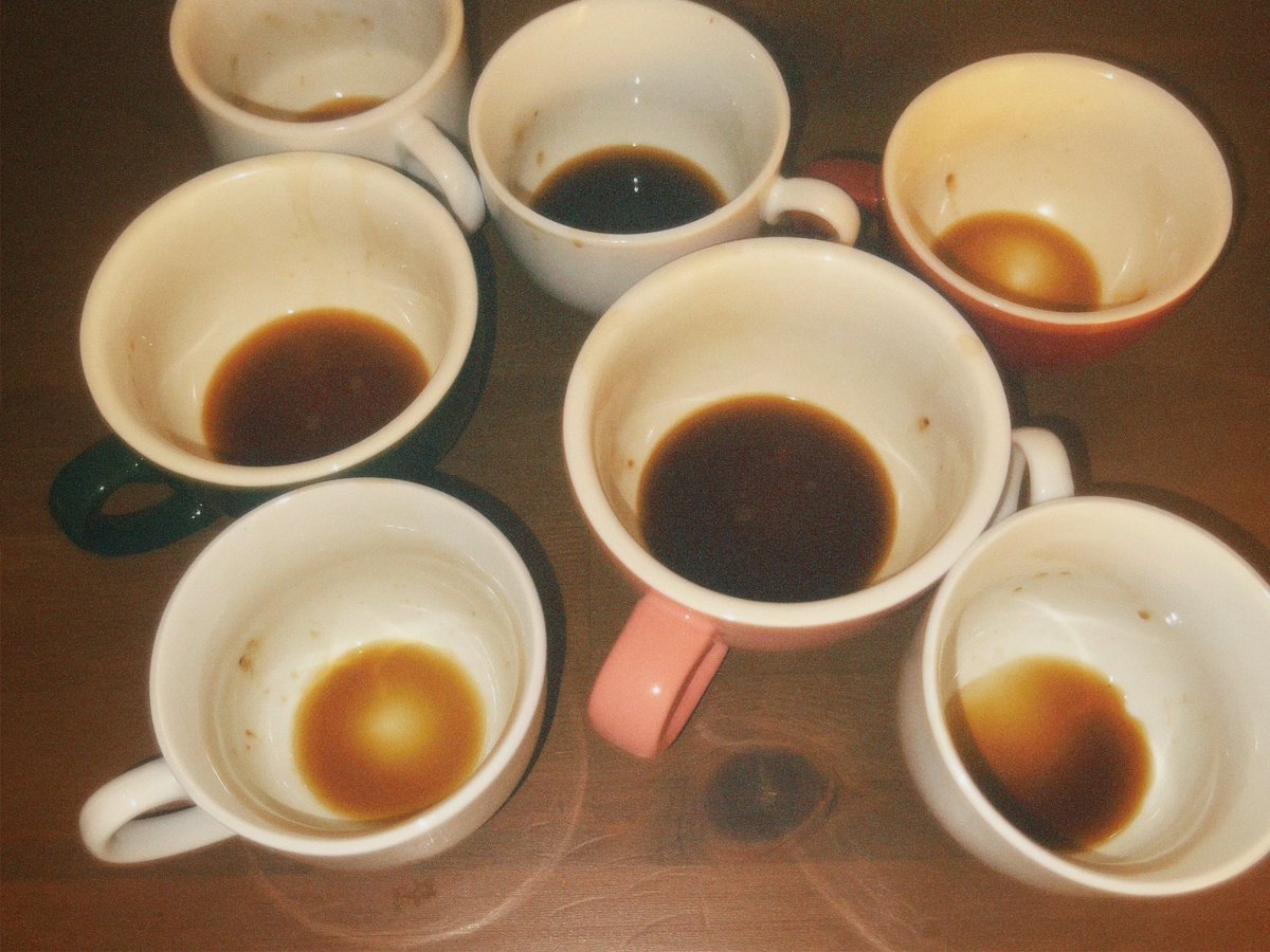 xmeow01's tweet photo. #caffeineissues https://t.co/P99uOgIlIK