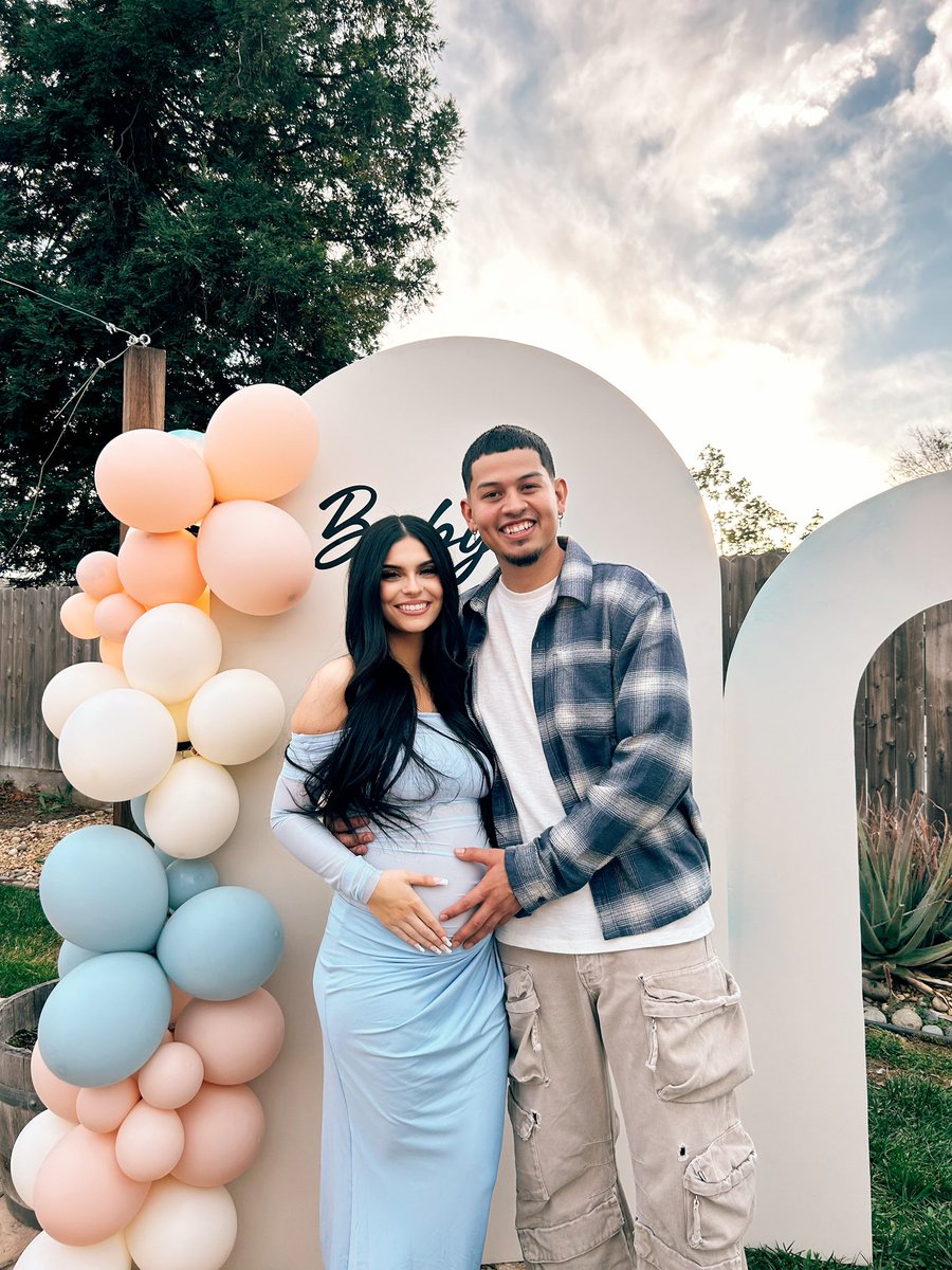 ittsskenn_'s tweet photo. Baby Cuevas is a….🤍 https://t.co/dWLbEFAZhH