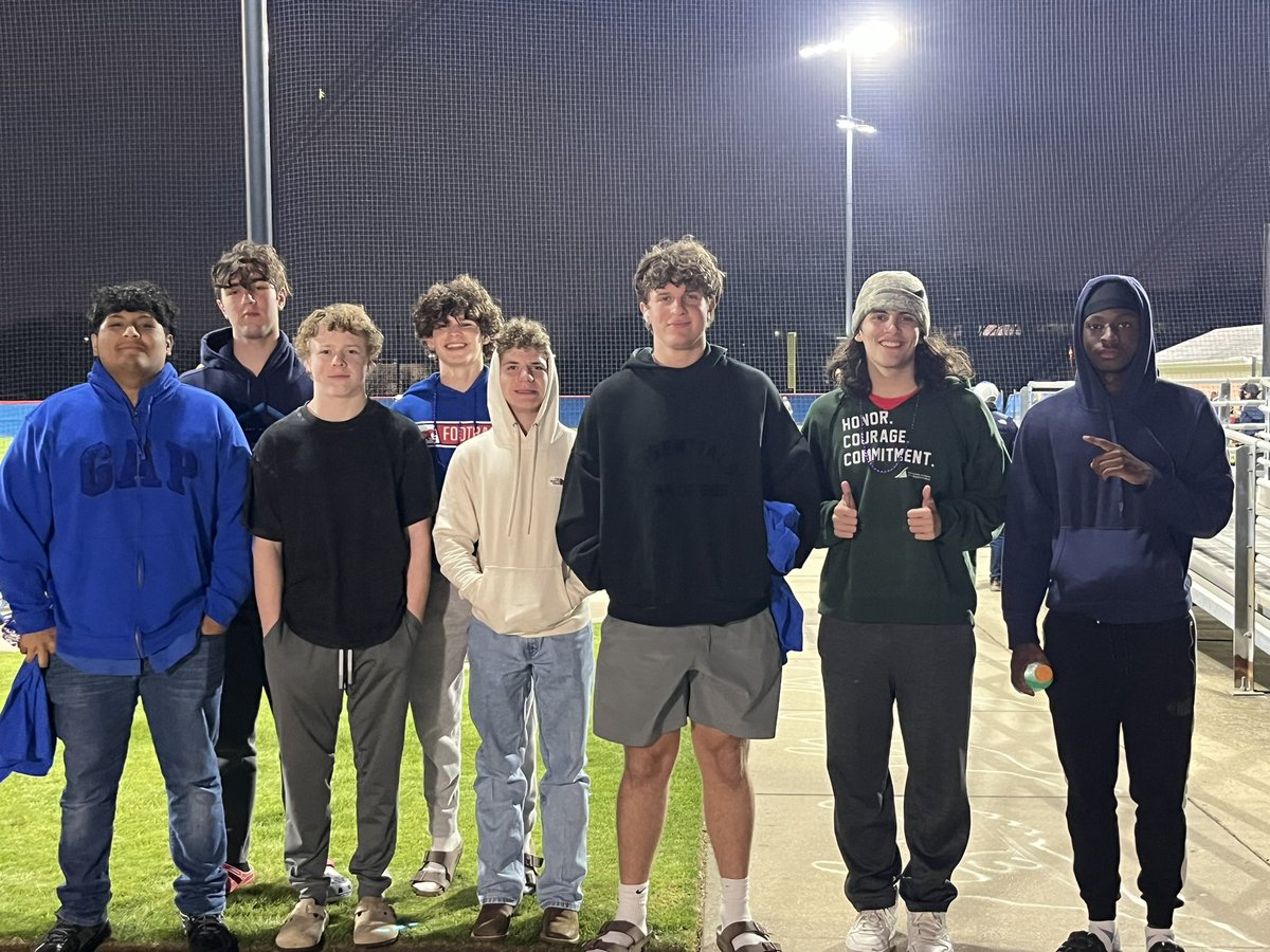 Red rail softball game tn. GHS football representing
#StangComp106