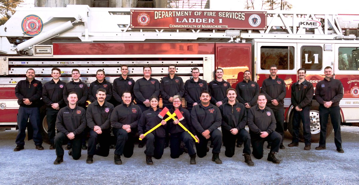 MassDFS's tweet image. Let's hear it for the members of Call/Volunteer Recruit #Class117! They graduated from the Mass Fire Academy tonight after 15 long weeks of training &amp;amp; now they're off to protect their communities. Couldn't make it to the ceremony? Visit youtube.com/dfsosfm tomorrow for video!