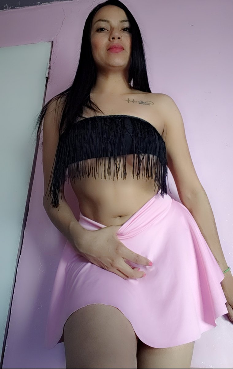 LunaIsla's tweet photo. Hi!!!🥰🤭 https://t.co/FdnTiponiI