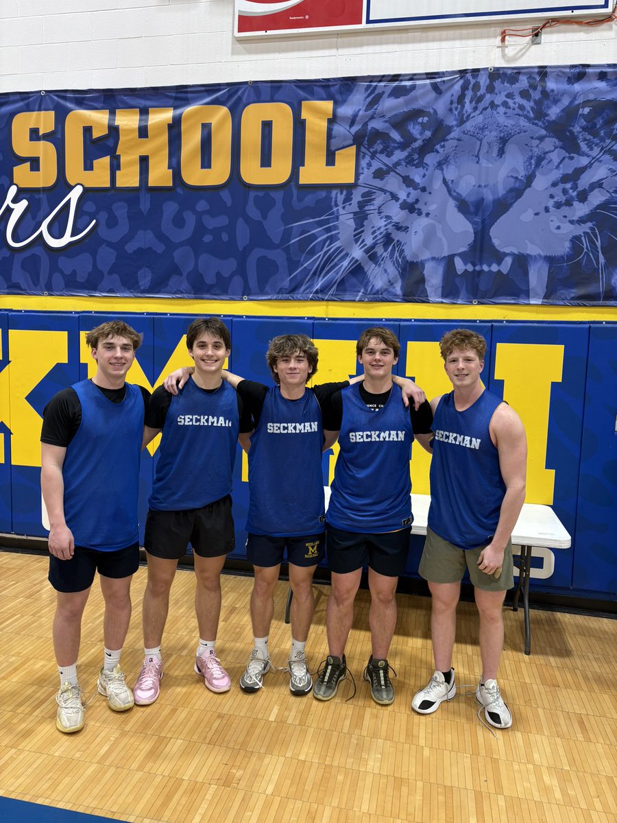Our football boys playing in another District playoff game… this time on the basketball court! Come on out to the Valley and support the Jaguars tomorrow night as they host the Mehlville Panthers. Not a bad way to spend a Wednesday night! ROLL JAGS