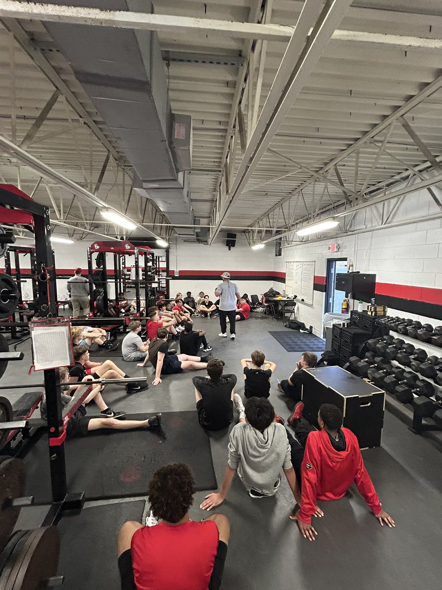 Tyson Baxter (@tfbaxter1985) on Twitter photo First Day of MS Athletic Enhancement!!
#hungrydoggs
<a href="/WBDoggsFB/">Winder-Barrow Bulldoggs FB</a> <a href="/coachpaxia/">Coach Paxia</a> First Day of MS Athletic Enhancement!!
#hungrydoggs
<a href="/WBDoggsFB/">Winder-Barrow Bulldoggs FB</a> <a href="/coachpaxia/">Coach Paxia</a>