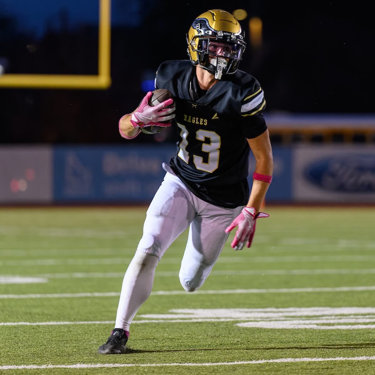 #COMMITTED #AGTG 
<a href="/FRC_FOOTBALL/">FRC Football</a> 
<a href="/CoachMelly_FRC/">Jamel Hamler</a>