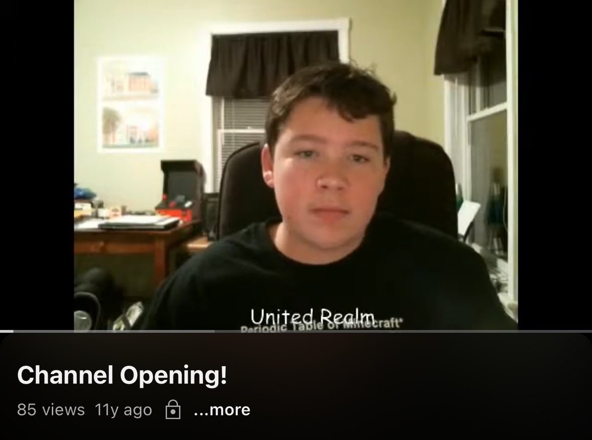 December of 2013

That’s when I decided I wanted to be a YouTuber

From 2013-2020 I uploaded videos &amp; live-streamed

every

single

day…

Constantly switching niches; chasing the dream

It didn’t work. I never became a YouTuber. Life caught up to me.

I was a bright kid with a