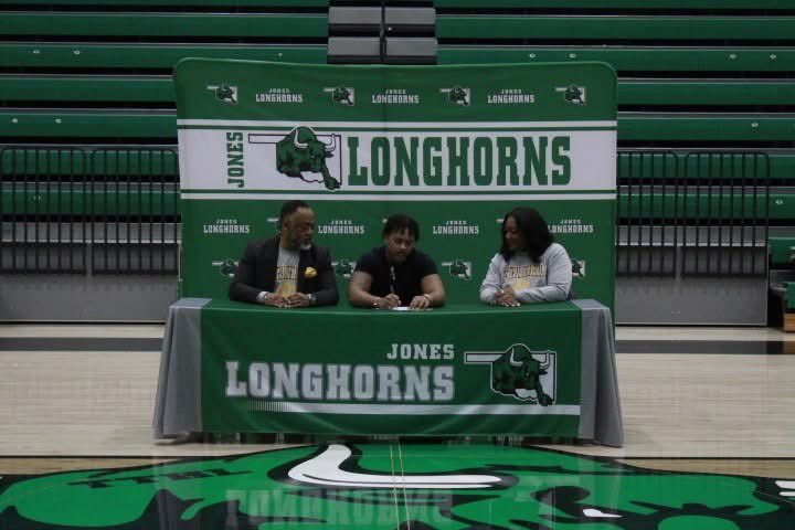 Jones Longhorn Football tweet media