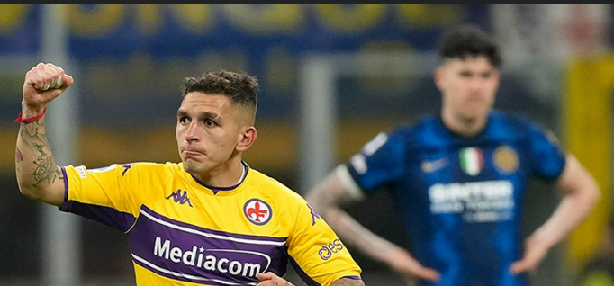Son 3 Sene Ortalamasında Lucas Torreira 

Pas Yüzdesi : %90
Uzun Top : %55
Top Çalma : %53
İkili Mücadele : %53
Hava Topu Kazanma : %38

Okan Burukun Irgatlık Futbolu diye birşey olmasa herif 25'inde köyüne dönüyormuş.. öyle bir misyon ile kariyeri uzadı adamın.. bende severim