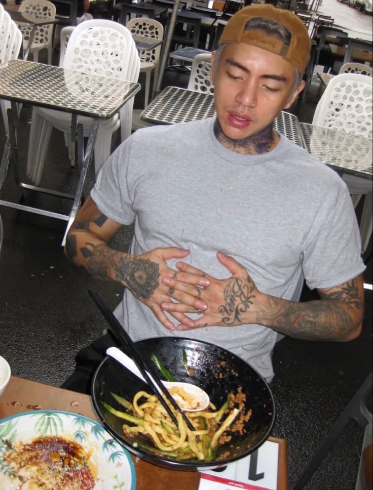 first date                    6 years relationship