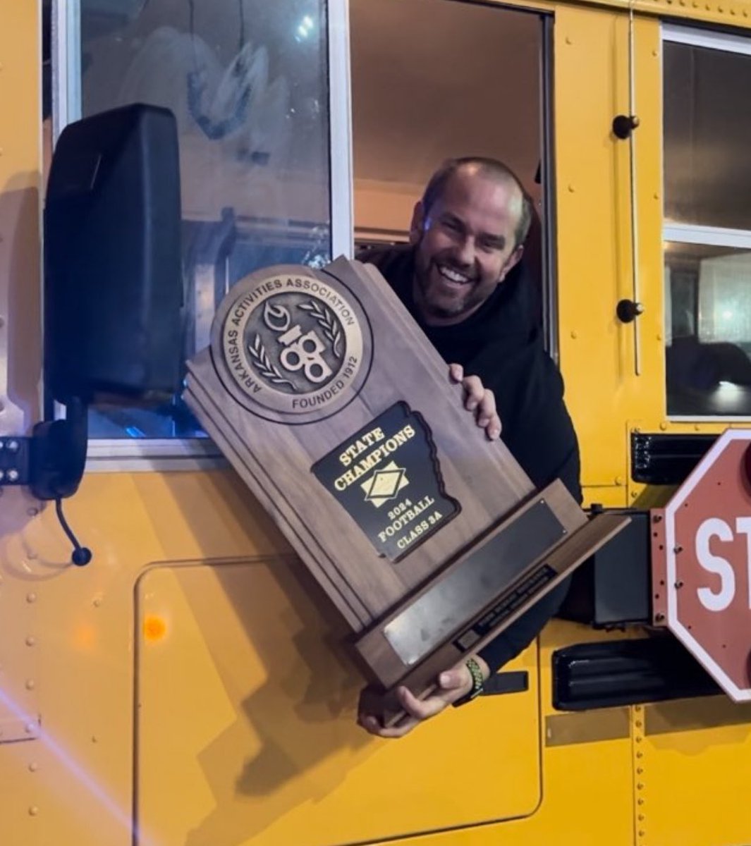 Arkansas Football Scoop (@arkhsfbscoop) on Twitter photo 🚨 BREAKING :: Ozark has hired Josh Watson to be the schools next head football coach, <a href="/ArkHSFBscoop/">Arkansas Football Scoop</a> 🏈
➡️ Watson was previously the head coach at 2024 3A state champion Salem.
<a href="/RRainwater1037/">Randy Rainwater</a> <a href="/ETTaylor79/">Erick Taylor</a> <a href="/sully7777/">Steve Sullivan</a> 🚨 BREAKING :: Ozark has hired Josh Watson to be the schools next head football coach, <a href="/ArkHSFBscoop/">Arkansas Football Scoop</a> 🏈
➡️ Watson was previously the head coach at 2024 3A state champion Salem.
<a href="/RRainwater1037/">Randy Rainwater</a> <a href="/ETTaylor79/">Erick Taylor</a> <a href="/sully7777/">Steve Sullivan</a>