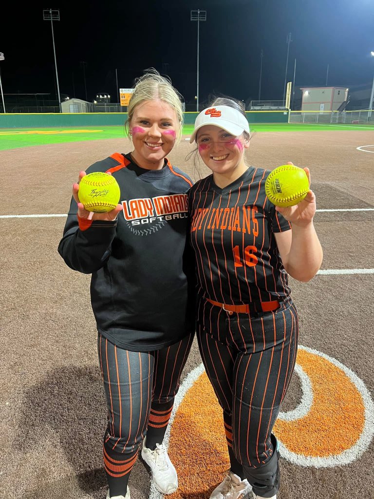 Great job by the squad for getting their first district win of the season on a blustery night with 30 mph winds! I can say it was a total team effort. Shout out to Aubree Kindle for 💣 #2 of the season and Alissa Fugate for 💣 #4 on the season. #sheoverme