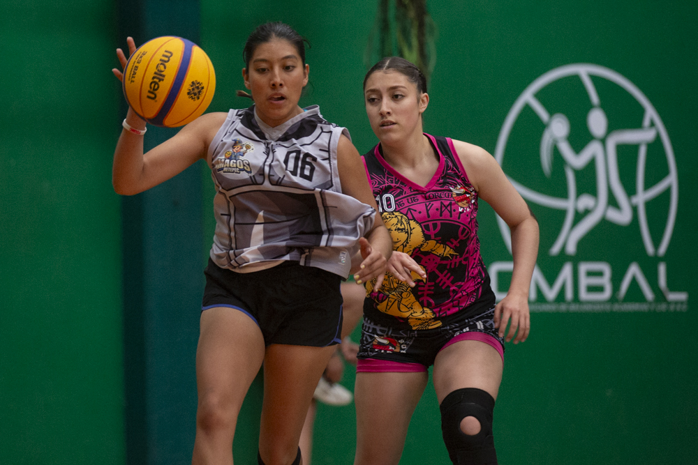 JesKatAF's tweet image. El pasado fin de semana, #ClubToluca fue el escenario del torneo FIBA OPEN 3x3 de básquetbol, organizado por #CMBAL Este evento reunió a talentosos equipos varoniles y femeniles de diversas categorías, consolidando a Toluca como epicentro del baloncesto 3x3 en el #EdoMéx

#JesKat