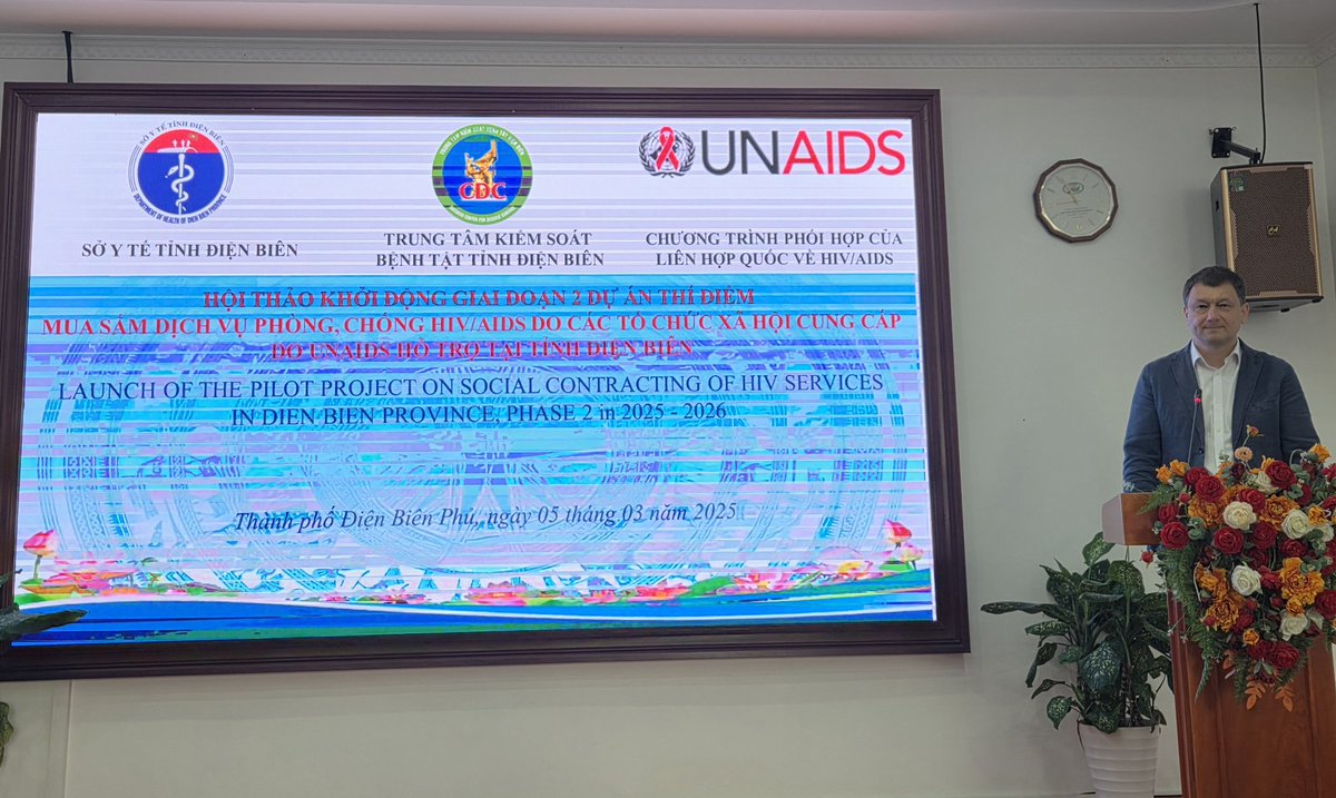 Communities are at the heart of the #HIV response. Support by #UNAIDS continues towards sustainability of community-led response in #Vietnam 
<a href="/UNAIDS_AP/">UNAIDS Asia Pacific</a> <a href="/EamonnMurphy63/">Eamonn Murphy</a> <a href="/QLataire/">Quinten Lataire</a> <a href="/gailevichr/">Raman Hailevich</a>