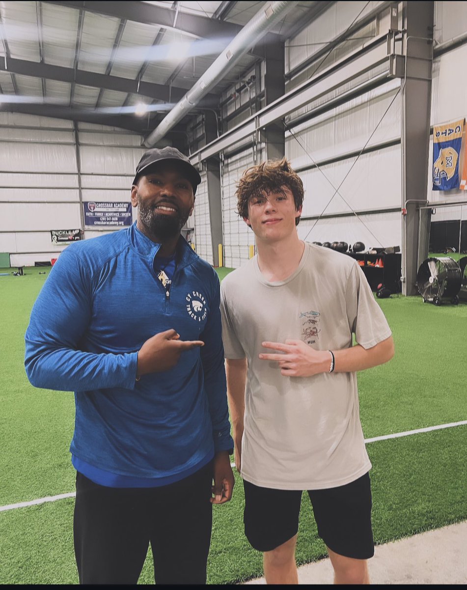 Shout out to Tomball High School’s Freshmen Liam Moore for 21.8 PR in the 200 Meter Dash. 

One of the most committed young men I’ve ever met. If I’m on the training floor, he’s there. He works! 

Keep shining young brother. We going for 21.00 flat next. 

#speed #freshmen