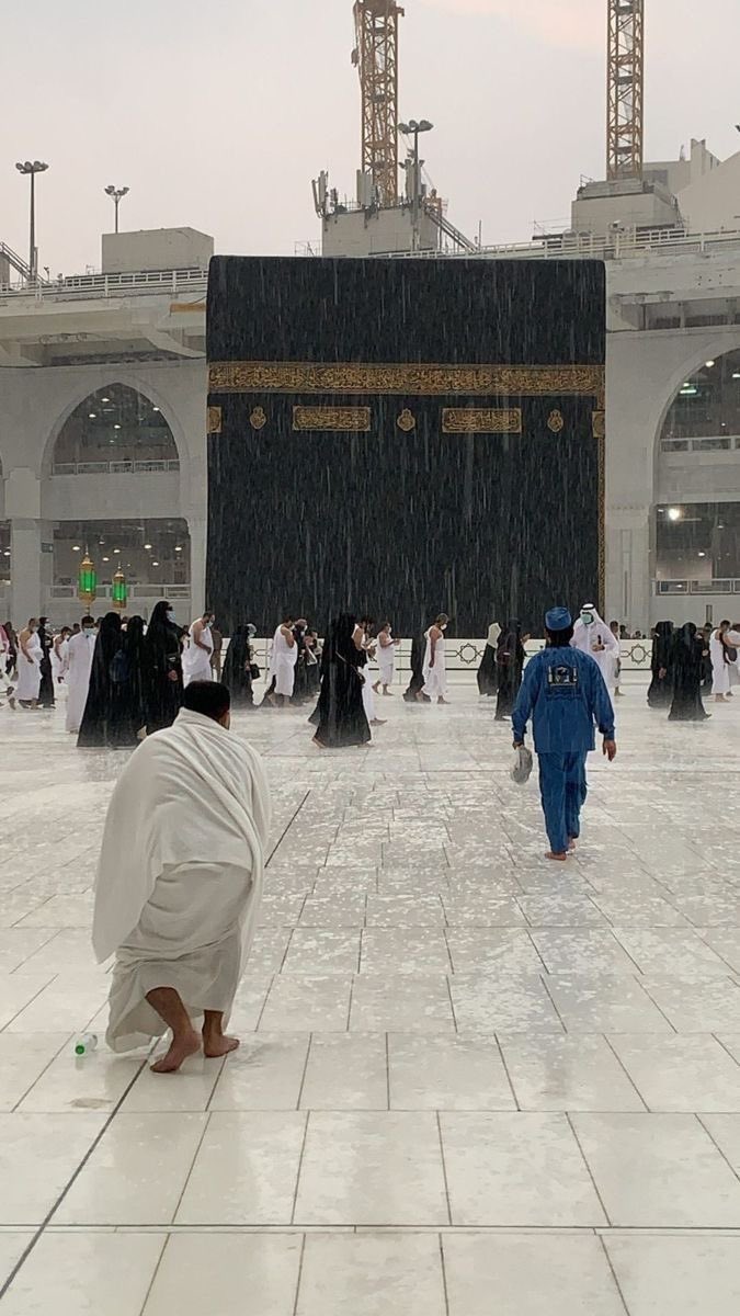 saudipopular's tweet image. المطر بمكة غيييييير 🤍