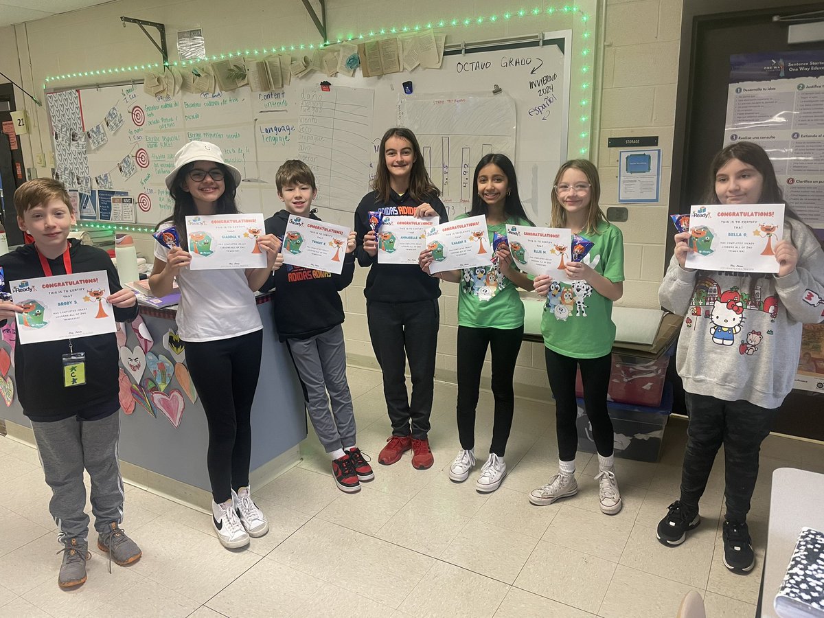 Betsy Flores tweet media