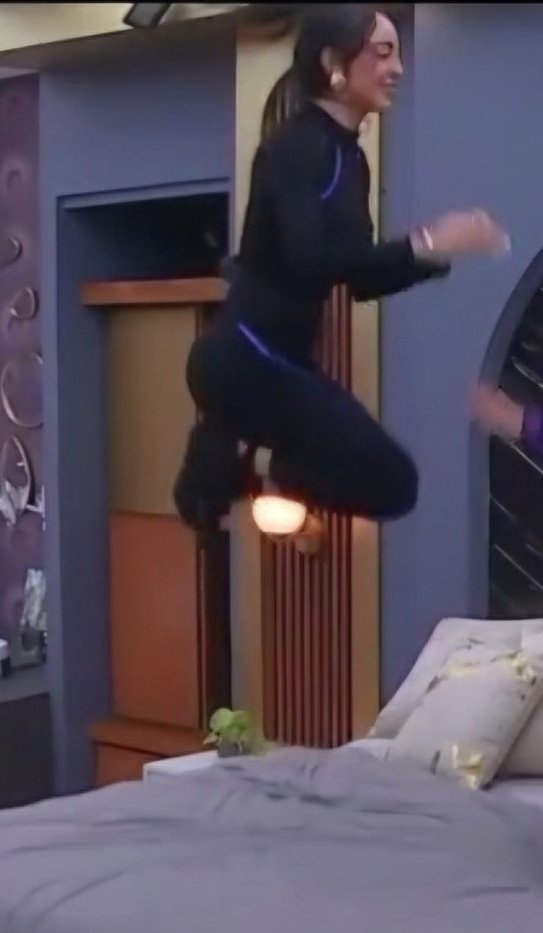 Weey. Casi pegaban en el techo 🤣
#LCDLFAllStars