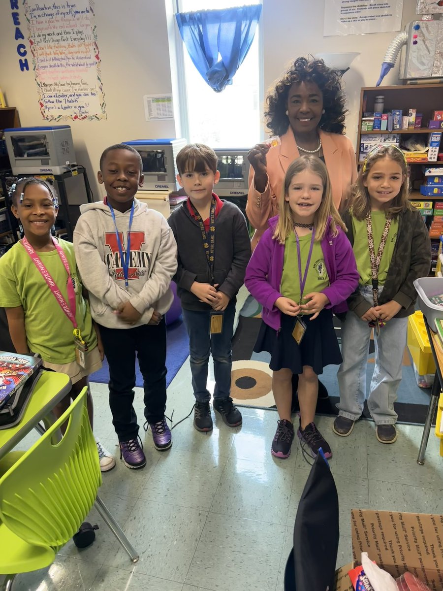 Vineville Academy of the Arts (@vaofthearts) on Twitter photo 🏫 PRINCIPAL FOR THE DAY 🐼♥️ Today was filled with learners, leaders and servers sharing their experiences, talents and ideas with Mrs. Gwen Phillips - community member and friend of #pandanation🐼🐼 from Phillips Performing Arts Studio! Thank you! 🎭 <a href="/BibbSchools/">Bibb County Schools</a> 🏫 PRINCIPAL FOR THE DAY 🐼♥️ Today was filled with learners, leaders and servers sharing their experiences, talents and ideas with Mrs. Gwen Phillips - community member and friend of #pandanation🐼🐼 from Phillips Performing Arts Studio! Thank you! 🎭 <a href="/BibbSchools/">Bibb County Schools</a>