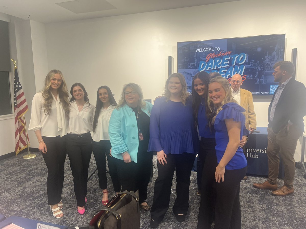 Mrs. Wilburn inspiring the dream. RATC takes 1st and 2nd place. Students going home with $11,500 in cash. 1st Unbridled Creations and 2nd Alissa’s Cheesecake. <a href="/russellind/">Russell Independent</a> <a href="/KY_CTE/">Kentucky Office of Career and Technical Education</a>