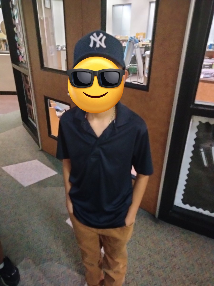 Holmquist Librarian (@hmqlibrary) on Twitter photo Today our <a href="/HolmquistES/">Holmquist Elementary</a> Hummingbirds took their caps off to reading! <a href="/Alief_Libraries/">AliefLibraries</a> #ReadAcrossAmerica #hummingbirdsread #hummingbirdsfly Today our <a href="/HolmquistES/">Holmquist Elementary</a> Hummingbirds took their caps off to reading! <a href="/Alief_Libraries/">AliefLibraries</a> #ReadAcrossAmerica #hummingbirdsread #hummingbirdsfly
