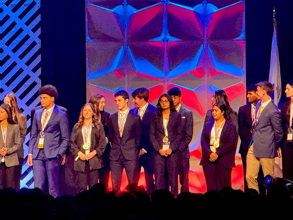 PemBizDECA's tweet image. Congrats to Jack and Luke for getting Top 12 in BLTDM at #SCSC #PemDECA