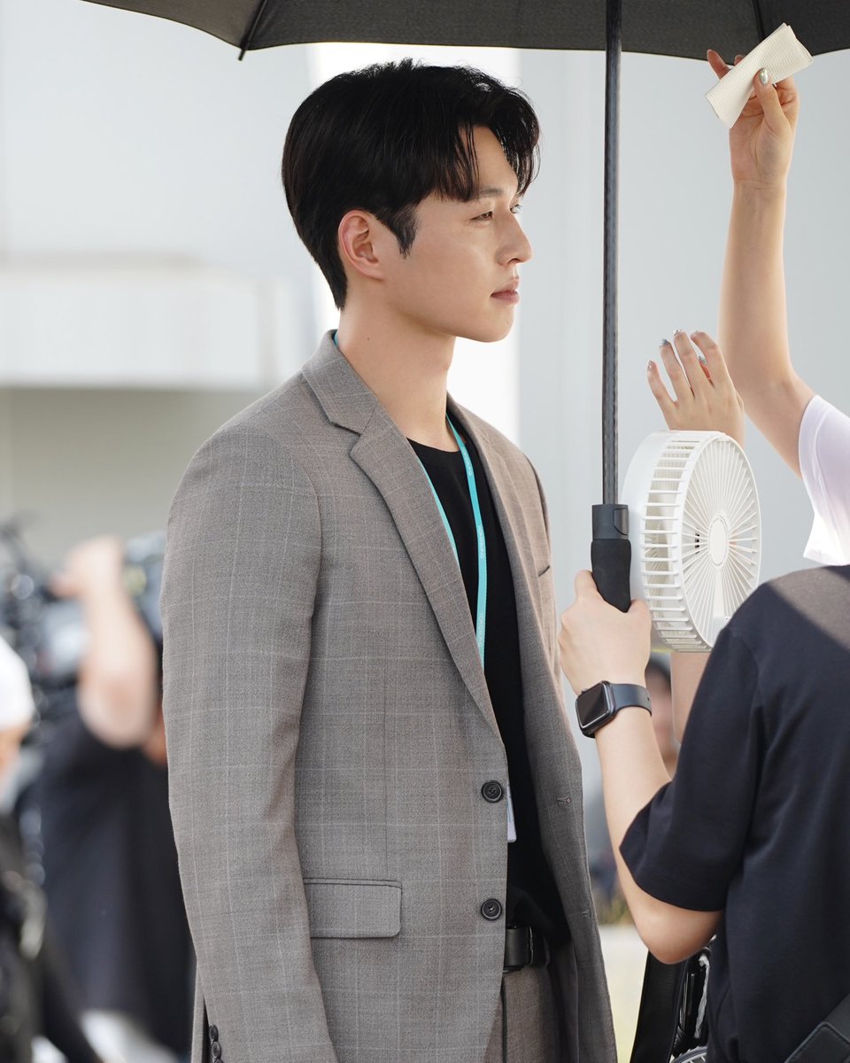 [VAST MAKING]

양대리랑 같은 팀이면, 주7일 출근 가넝 😎

#김우겸 #KIMWOOKYUM #양준수
#그놈은흑염룡 #MyDearestNemesis