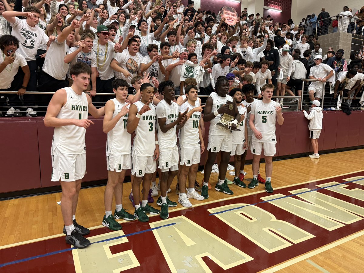 Craig Smith (@csmithbball) on Twitter photo 