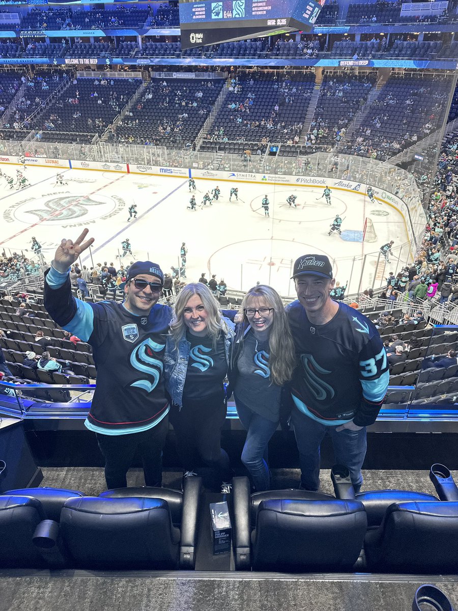 Hey <a href="/SEAbuoy/">Buoy</a>! We are here! Can you come see us! Suite 4!!!