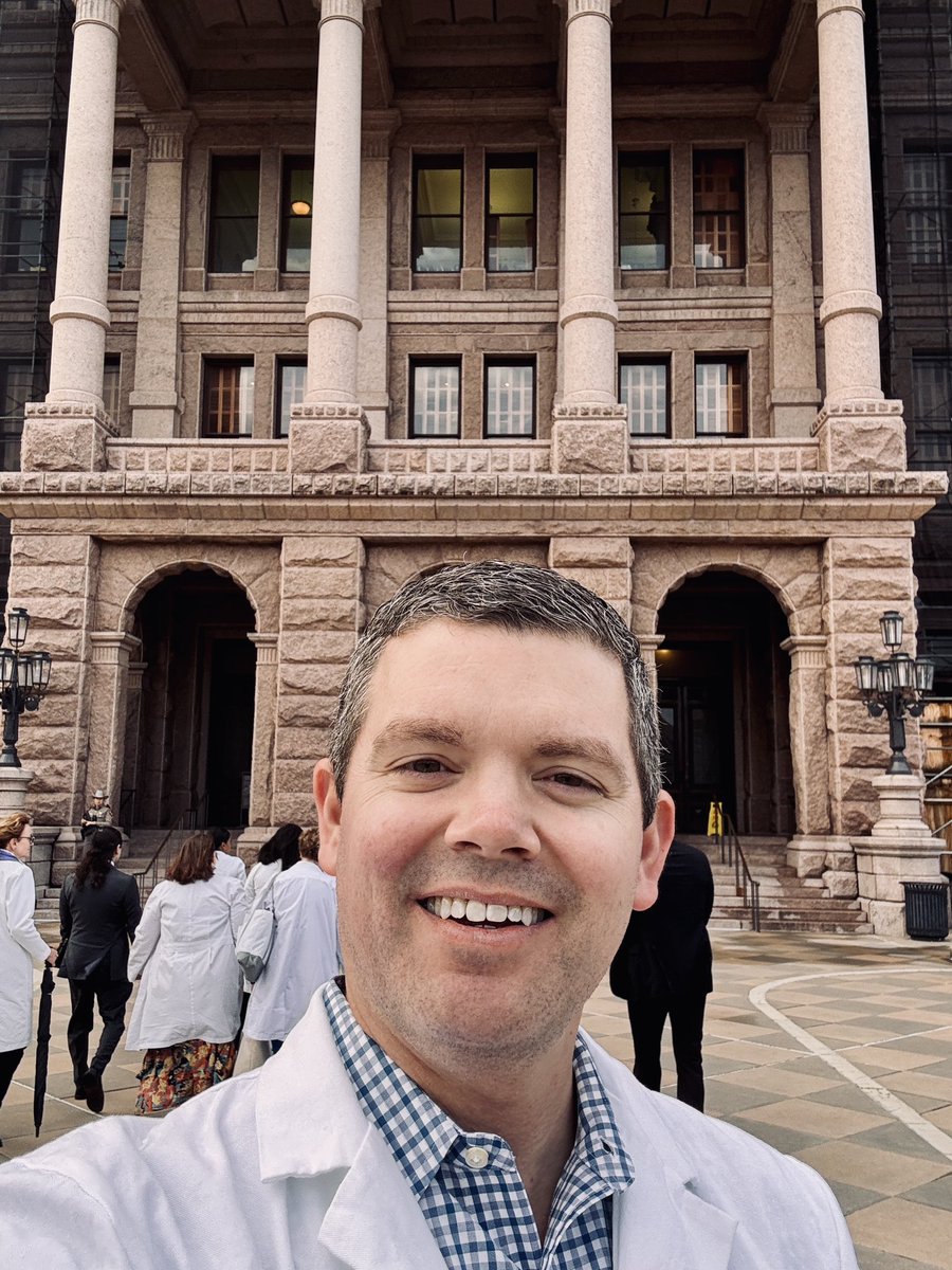 DoctorGates's tweet image. We had a great @texmed Advocacy day. Our Dallas group met with 3 TxLeg offices to discuss healthcare in Texas #Firsttuesdays @DallasCMS