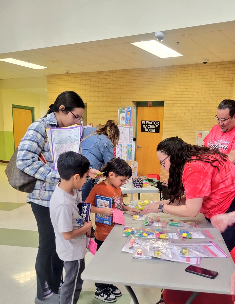 Cindy Gibson (@cgibson236) on Twitter photo Academic Night was a hit <a href="/NISDmartin/">Jim G. Martin ES</a>. Families enjoyed the student-led conferences, take-home relaxation stations, and math & reading to-go activities! #BrillamosJuntos #WeShineTogether Academic Night was a hit <a href="/NISDmartin/">Jim G. Martin ES</a>. Families enjoyed the student-led conferences, take-home relaxation stations, and math & reading to-go activities! #BrillamosJuntos #WeShineTogether