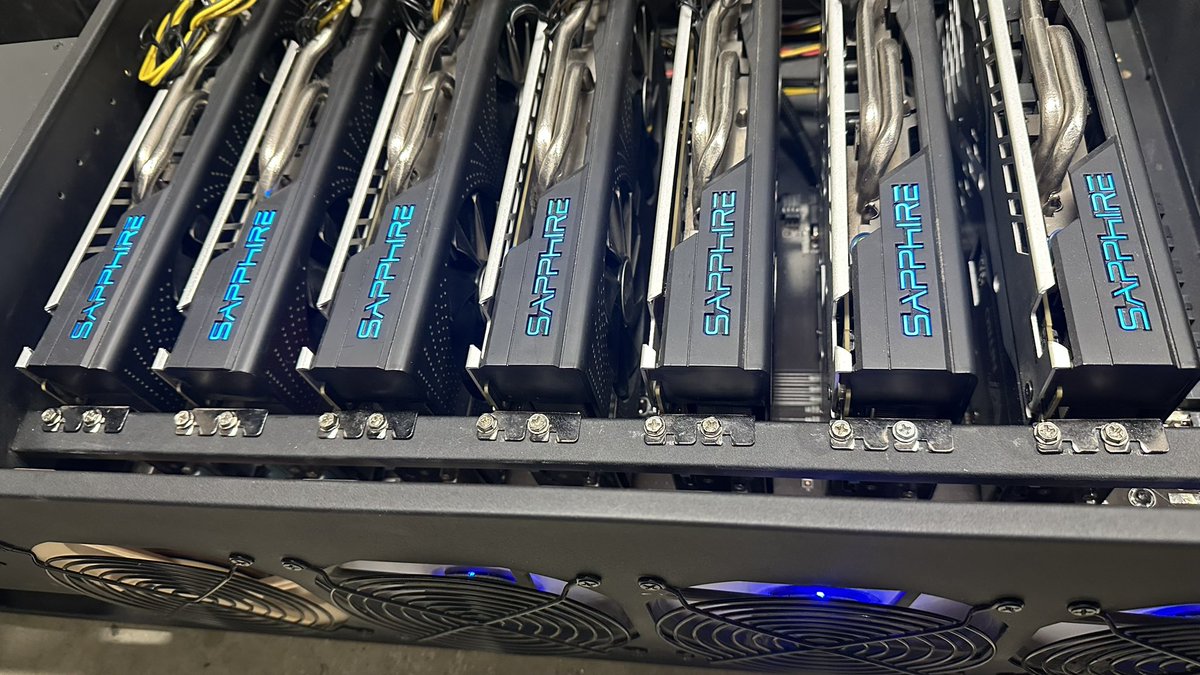 Custom Computing (@customc0mputing) on Twitter photo Okay now this is my last RIG for sale
6x580 + 1x570 + 2000 Watt power supply (thanks to <a href="/RedPandaMining/">Red Panda Mining</a> ;) Okay now this is my last RIG for sale
6x580 + 1x570 + 2000 Watt power supply (thanks to <a href="/RedPandaMining/">Red Panda Mining</a> ;)