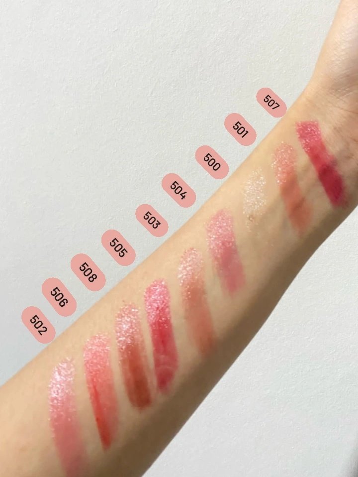 aboutsyipaa's tweet photo. menurut aku kalian wajib cobain si,shadenya cantik2 dan ada buat semua undertone 

ini lipbalm ya guys, jadi normalisasikan kalo cepat ilang, kegeser dan engga stain

#LipGloColorBalm #YouAreOurMuse #RedACosmetics 

#cipasukaracuninkmu https://t.co/anWT9uMjs2
