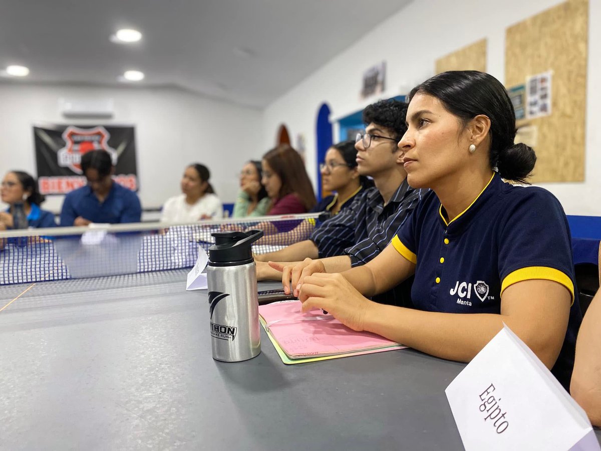 JCIManta's tweet image. 📌DESDE PORTOVIEJO

Agradecemos a la JCI Portoviejo por la invitación al taller “PROCEDIMIENTOS PARLAMENTARIOS”, como  parte de su programa interno “ACTÍVATE”. 

Fue una experiencia enriquecedora contar con la facilitación de nuestro miembro y Secretario Nacional Diego Muñoz