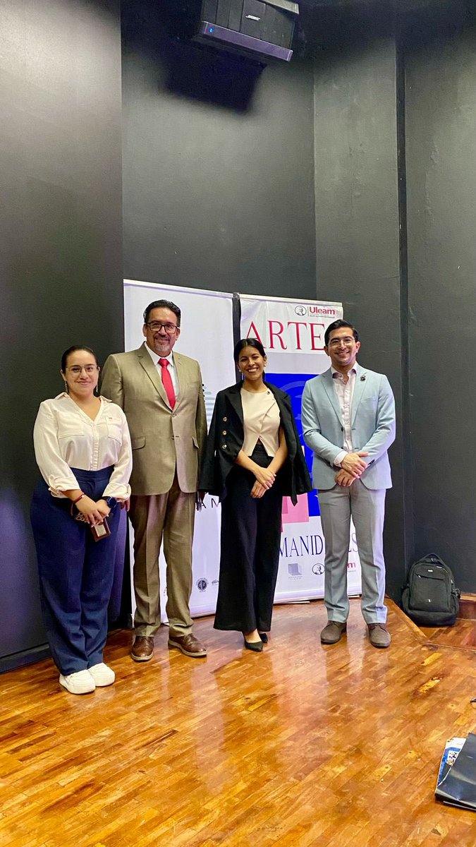 JCIManta's tweet image. 📢✨ Fortaleciendo lazos entre academia y liderazgo juvenil 🤝🎓

Nuestra Presidenta Local, Ana María Ortiz, junto con la miembro Ligia Orquera, estuvieron presentes en el lanzamiento del Centro de Consultoría e Intervención Sociológica (CCIS) 🏛️📊 de la ULEAM